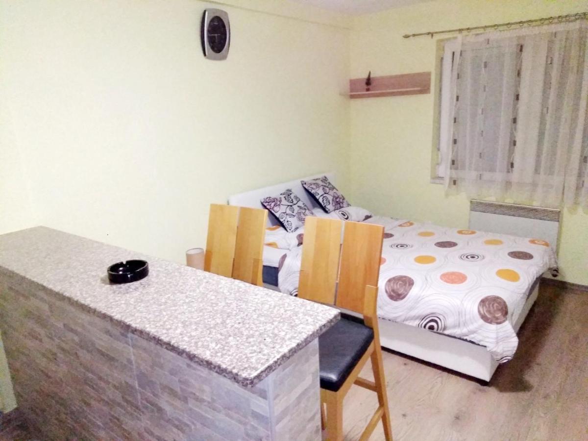 Moskva Apartman Brcko Bagian luar foto